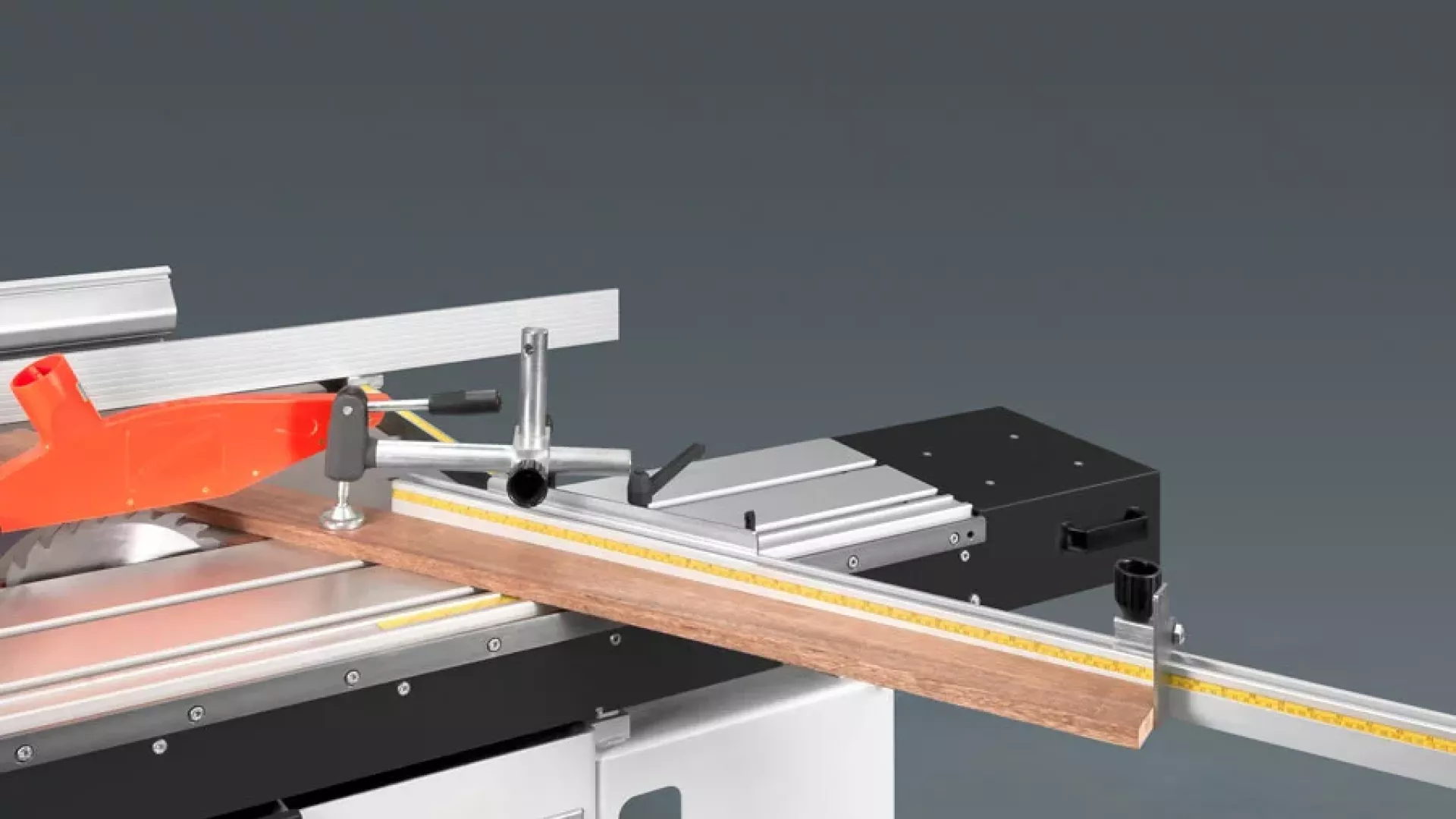 Combinada Universal 7 operaciones Robland NLX-31